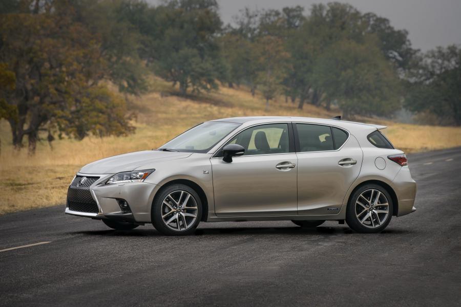  Lexus CT200h F-Sport 2014 года  (NA) (фото 33 из 41)